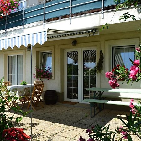 Anna Apartment Budaörs Стая снимка