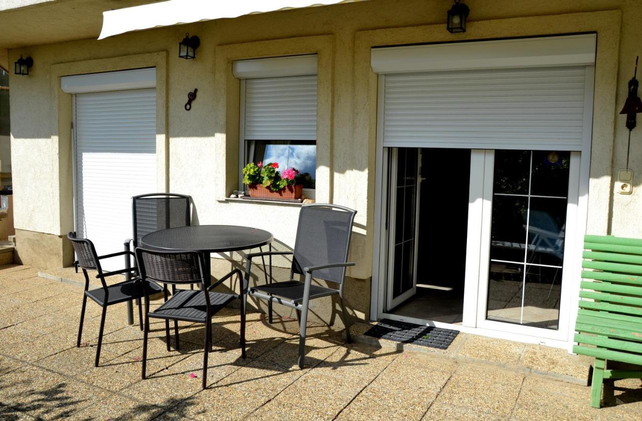 Anna Apartment Budaörs Екстериор снимка